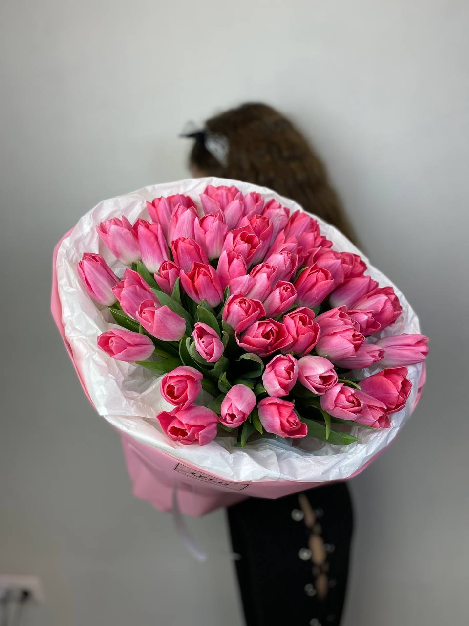 51 розовый тюльпан "ROSE" с доставкой в Красной Поляне