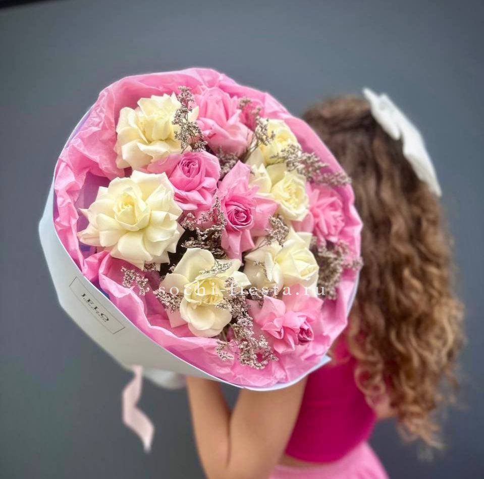 Французские розы — доставка в Красной Поляне