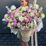 Заказать БОЛЬШИЕ БУКЕТЫ в Красной Поляне с доставкой и по самым низким ценам