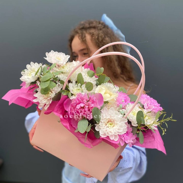 Flower bag "Armine" в Красной Поляне