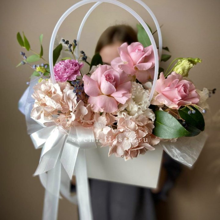 Flower bag "Paris" в Красной Поляне