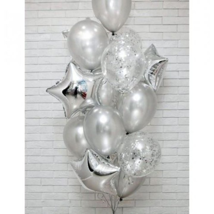 Фонтан шаров "Сильвер мун" в Красной Поляне