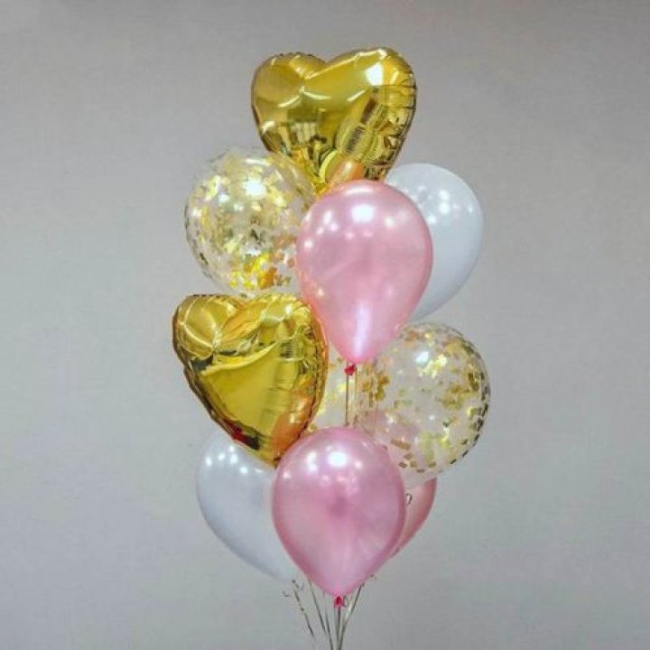 Облако шаров "Rose Gold" в Красной Поляне