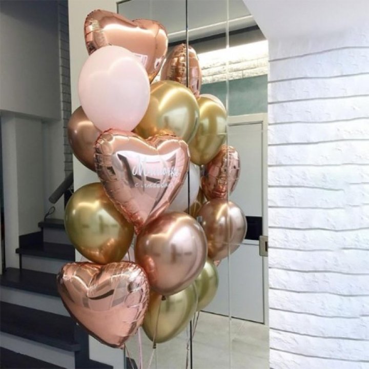 Фонтан шаров "От сердечка" с доставкой в Красной Поляне