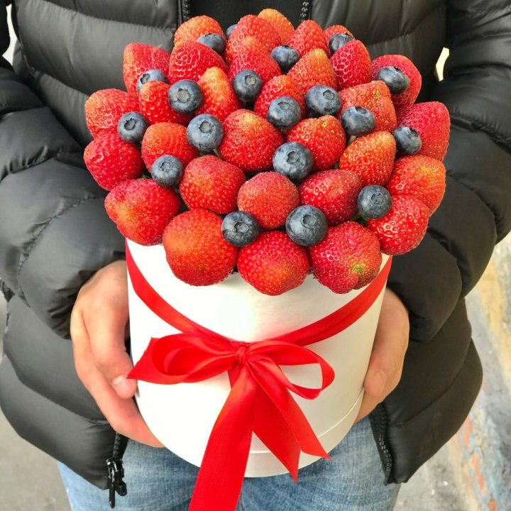 Клубничный бокс №3 в Красной Поляне