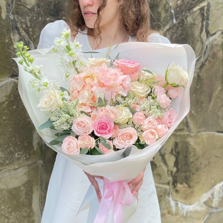 Дизайнерский букет №26 в Красной Поляне