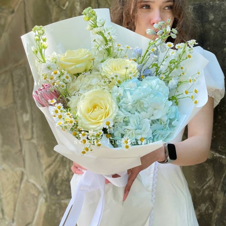 Дизайнерский букет №27 в Красной Поляне