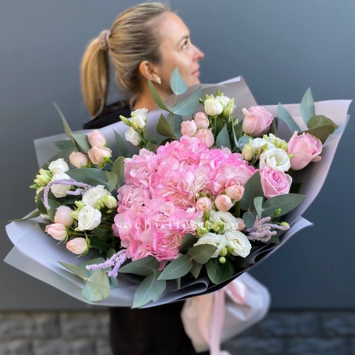 Дизайнерский букет Crystal в Красной Поляне