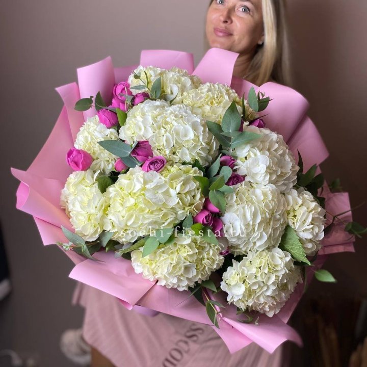 Макси-букет Wildberry №2 в Красной Поляне