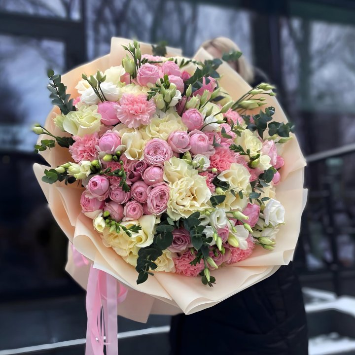 Авторский букет "Kristin" в Красной Поляне