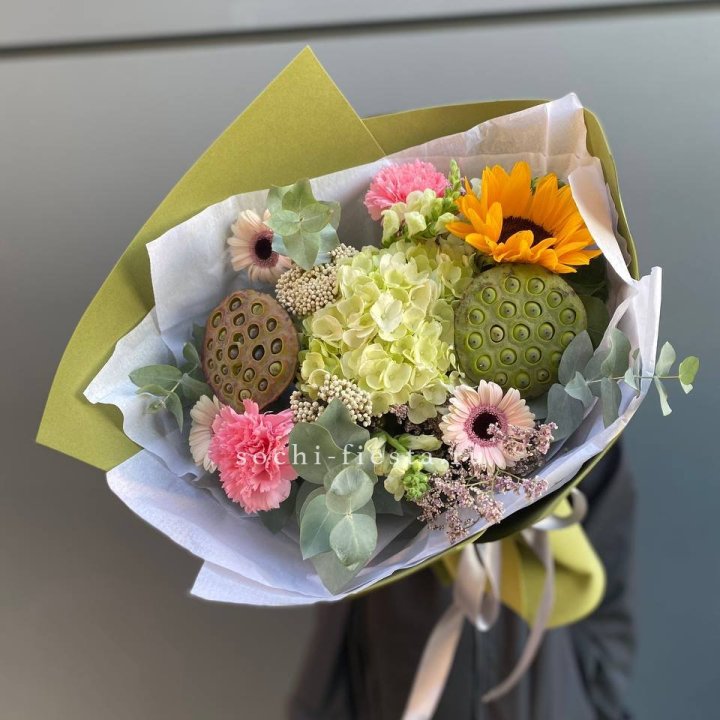  Букет  " Озеро любви" в Красной Поляне