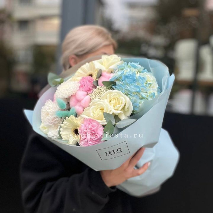  Букет  "Твои глаза" в Красной Поляне