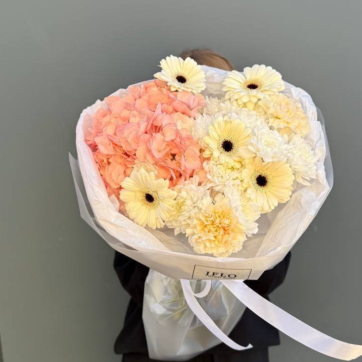 Букет "Томное молчание" в Красной Поляне