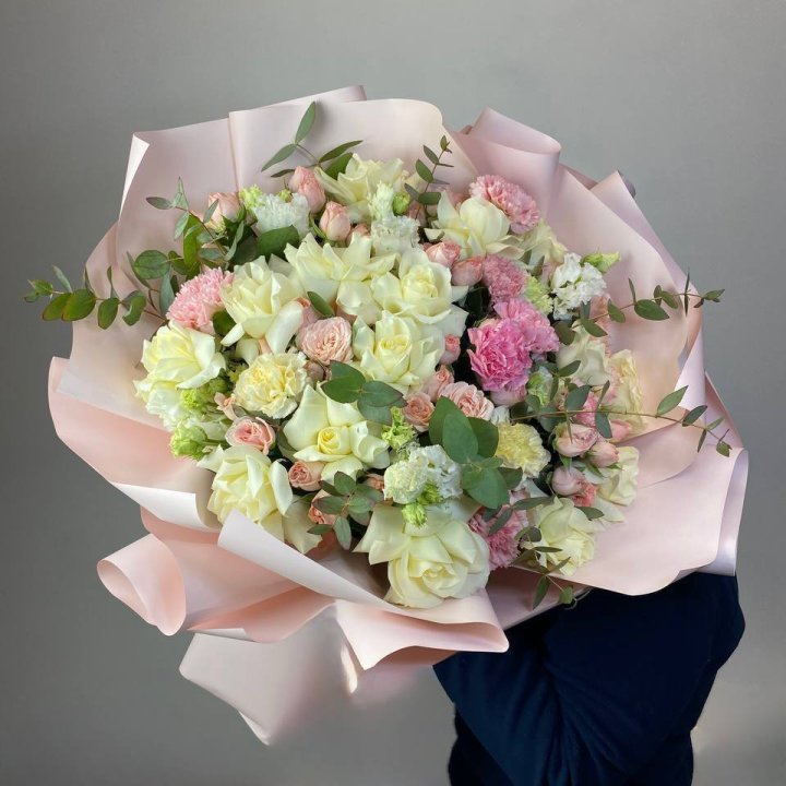 Букет "Джулия" с доставкой в Красной Поляне