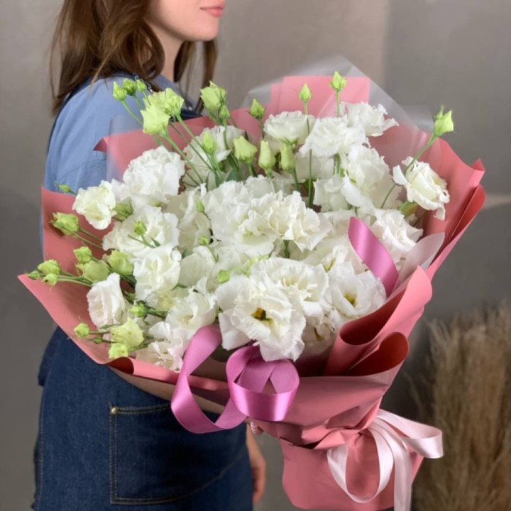 Букет эустом "Пудра" в Красной Поляне