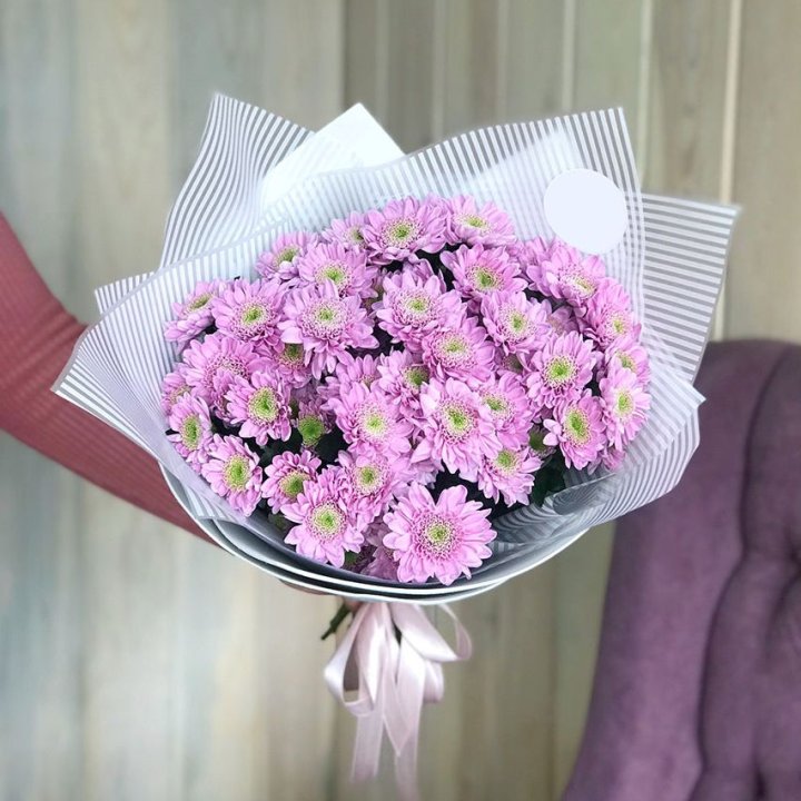 Букет розовых хризантем в Красной Поляне