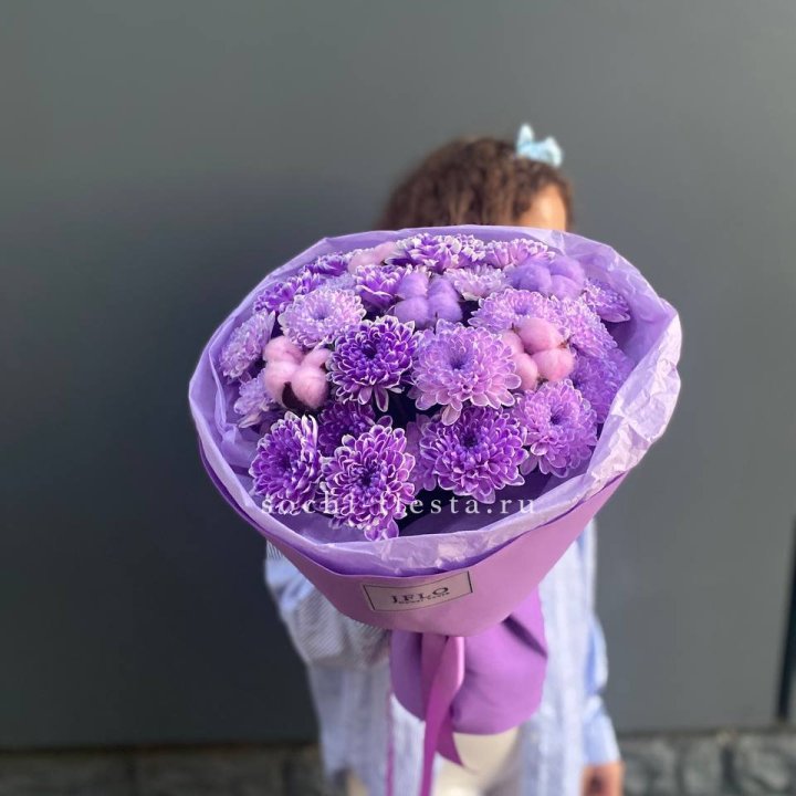 Хризантемы с хлопком в Красной Поляне