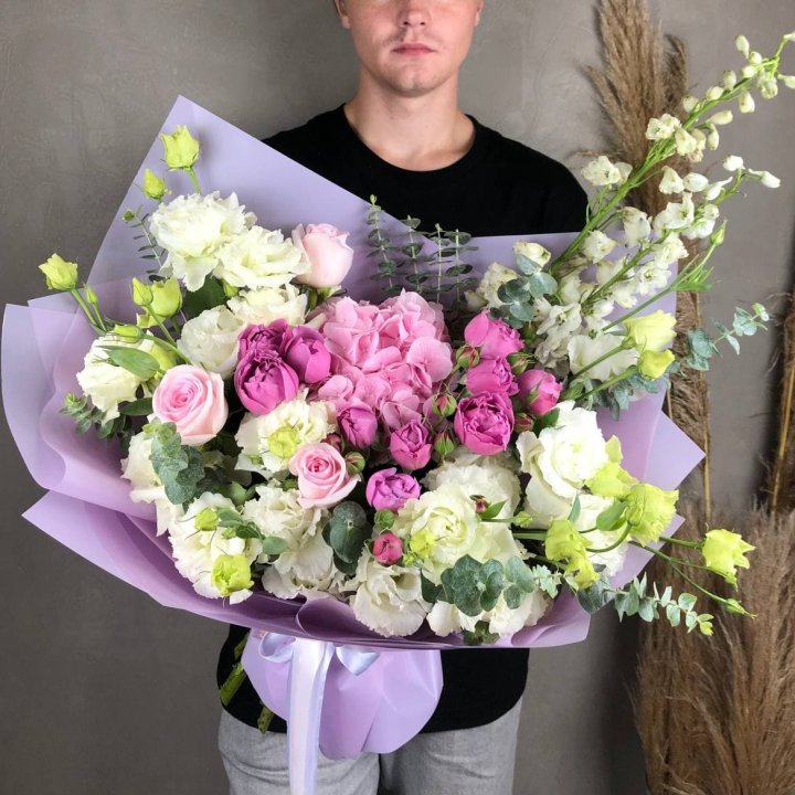 Дизайнерский букет Venera в Красной Поляне