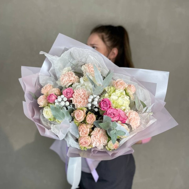 Дизайнерский букет №19 в Красной Поляне