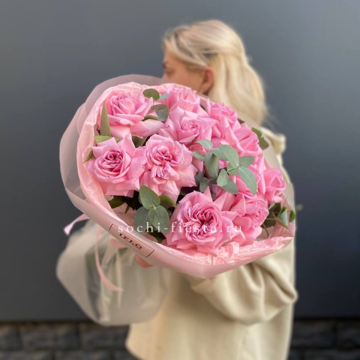Букет роз "Минифу-2" в Красной Поляне