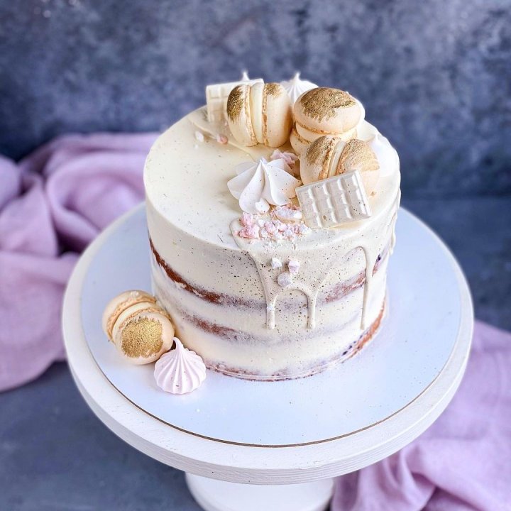 Торт "Бизе" в Красной Поляне