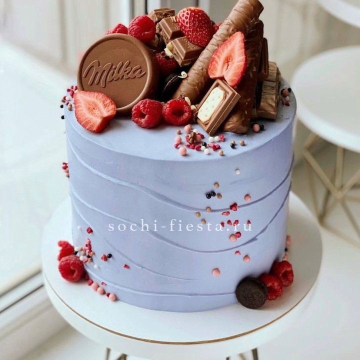 Торт "Milka's world" в Красной Поляне