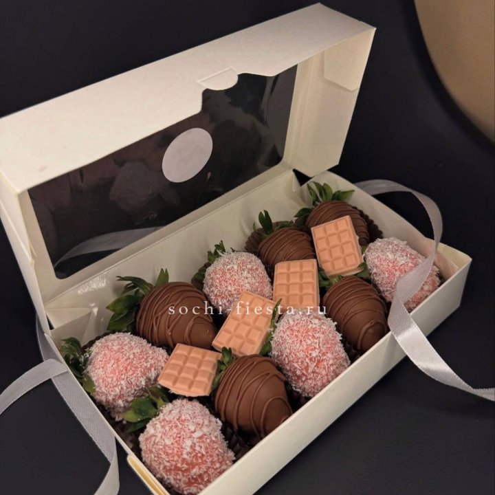 Клубника в шоколаде 10 ягод №2 в Красной Поляне