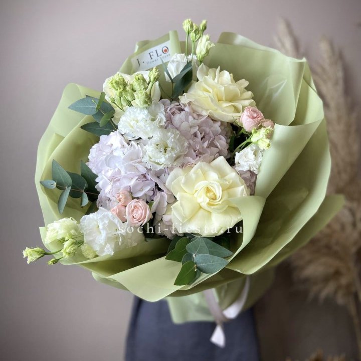  Букет Фисташка в Красной Поляне