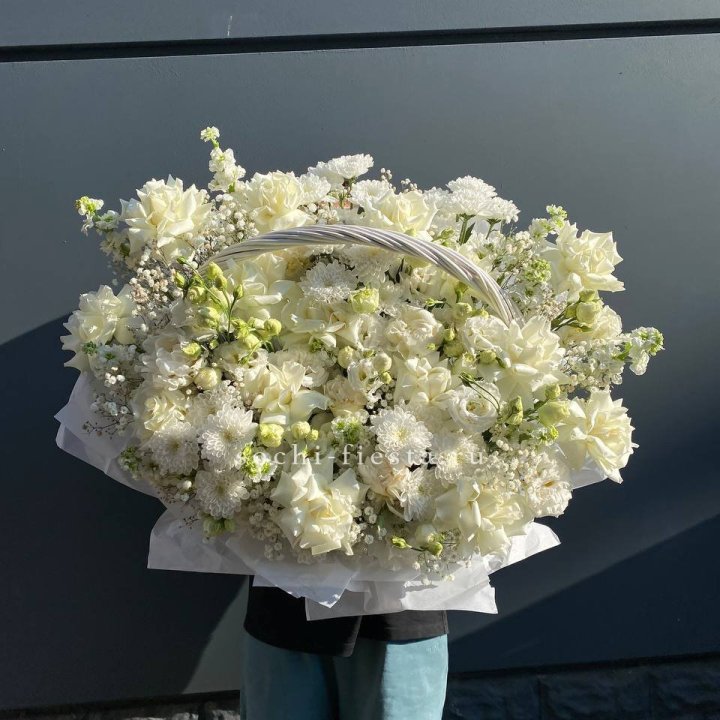 Корзина "Белоснежка" в Красной Поляне