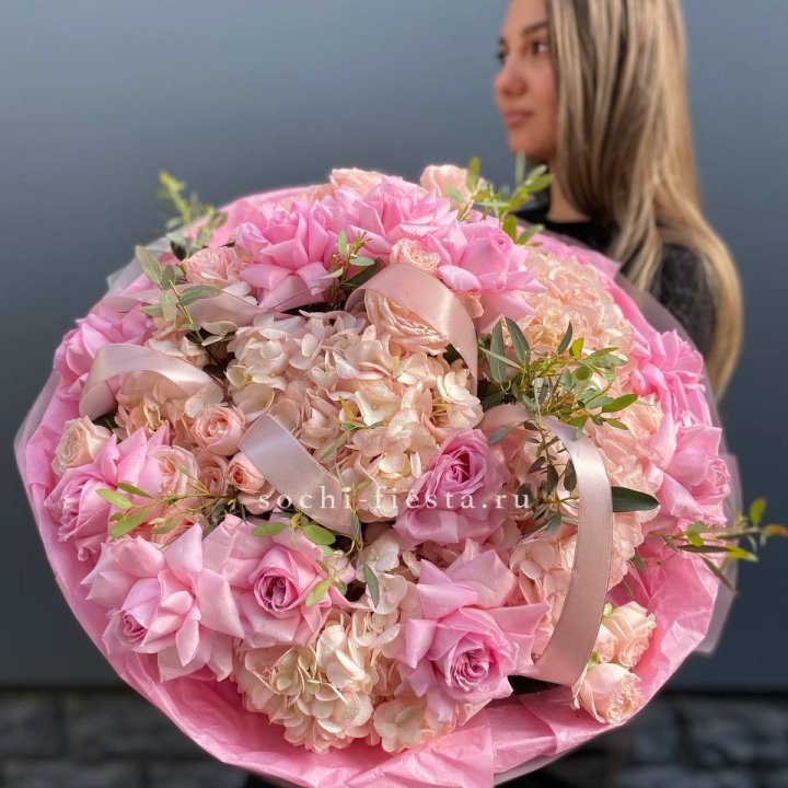  Букет "Miracolo" с доставкой в Красной Поляне