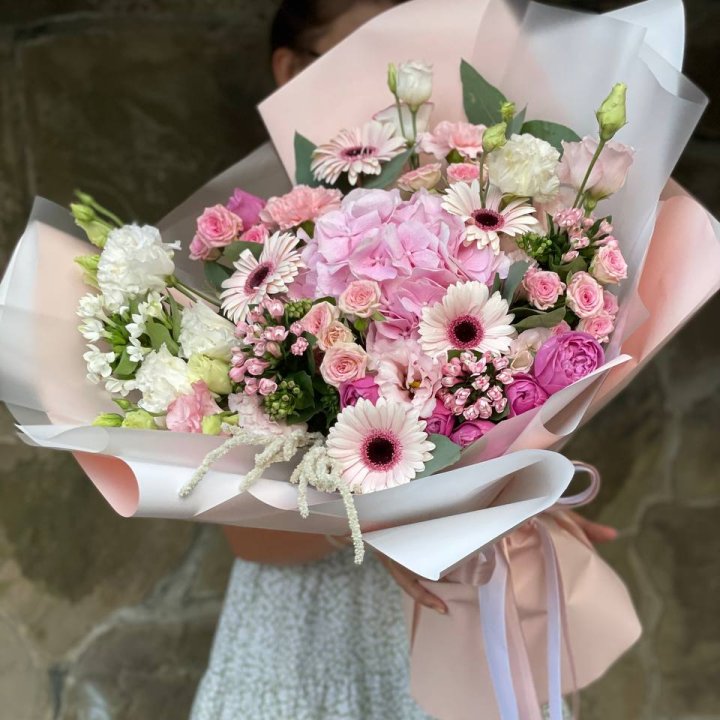 Авторский букет Peach в Красной Поляне