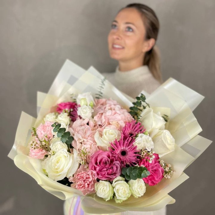 Дизайнерский букет Melody в Красной Поляне