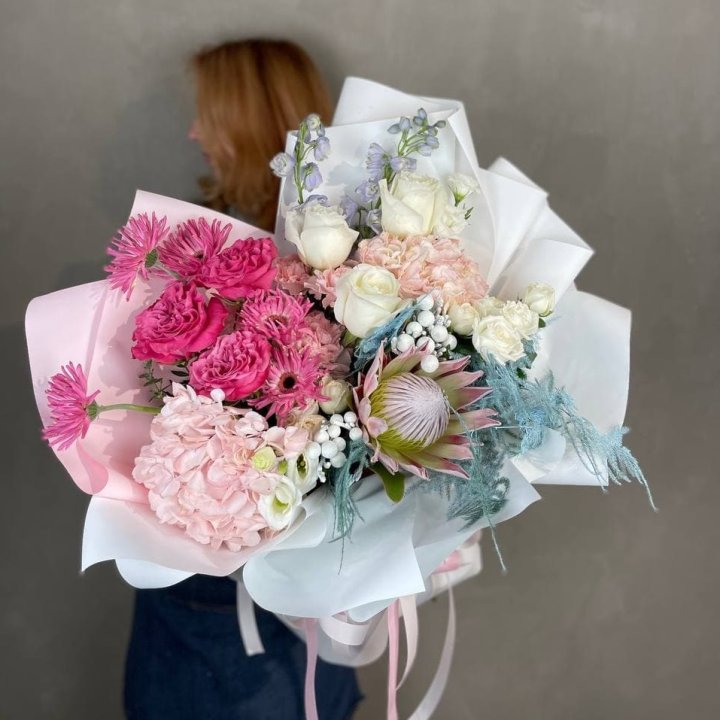 Дизайнерский букет Fantastic в Красной Поляне