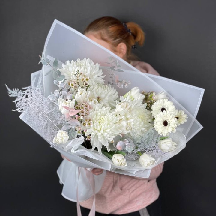 Дизайнерский букет №23 в Красной Поляне