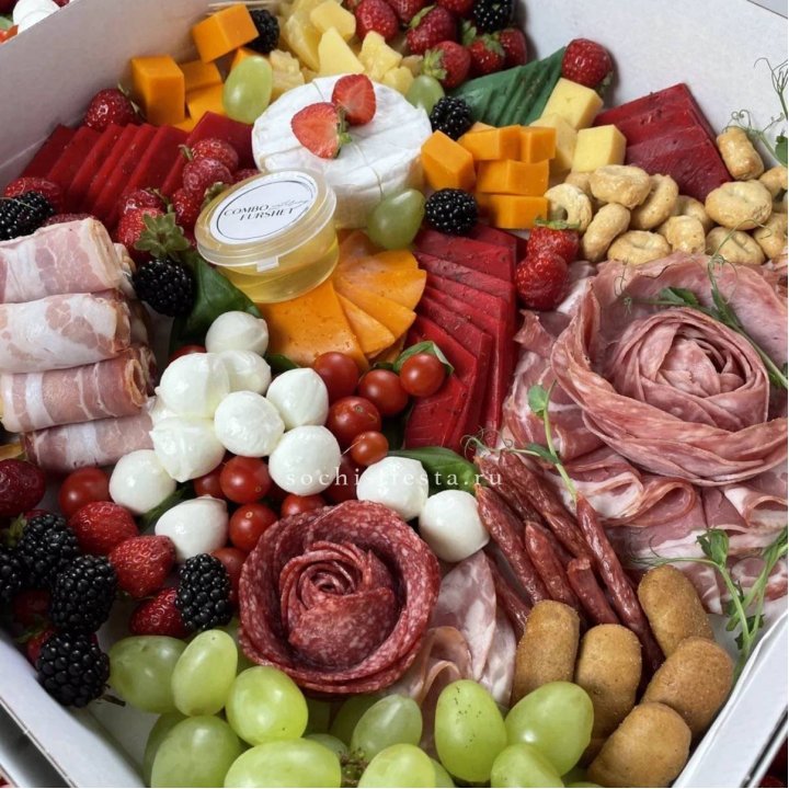 Бокс «Классика гастрономии» в Красной Поляне