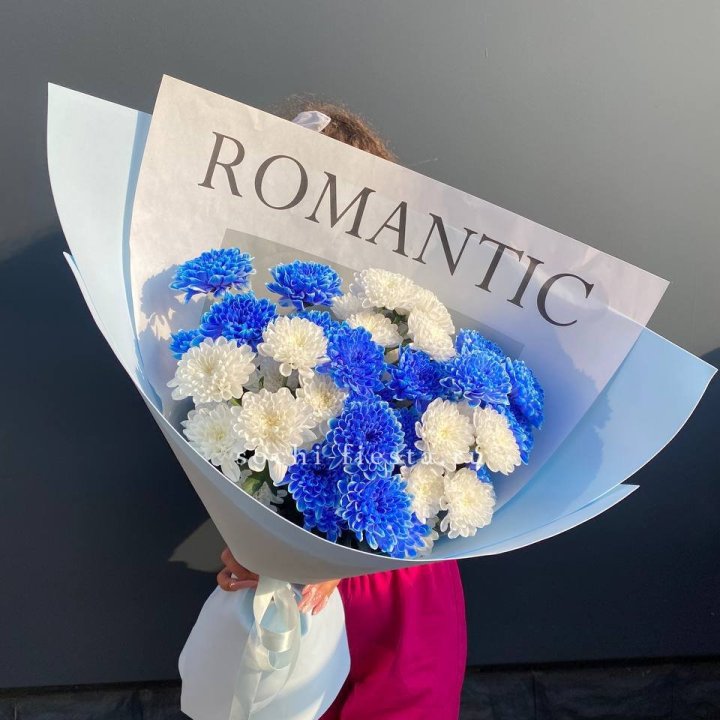 Букет кустовых хризантем  в Красной Поляне