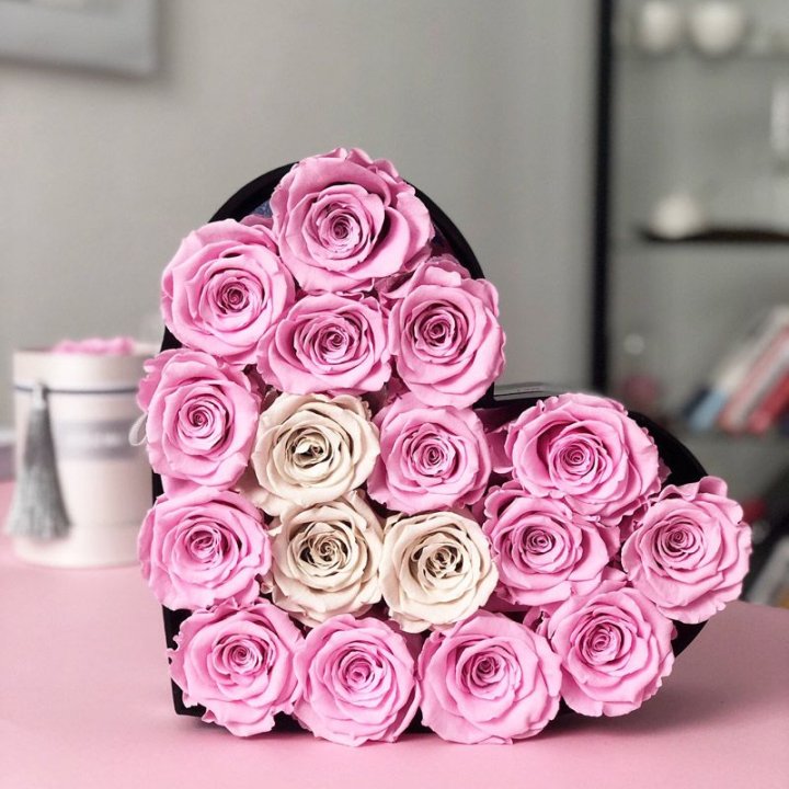 Сердце из роз в Красной Поляне