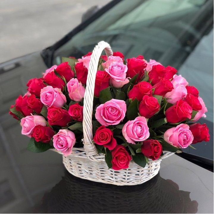 Корзина с розами  в Красной Поляне