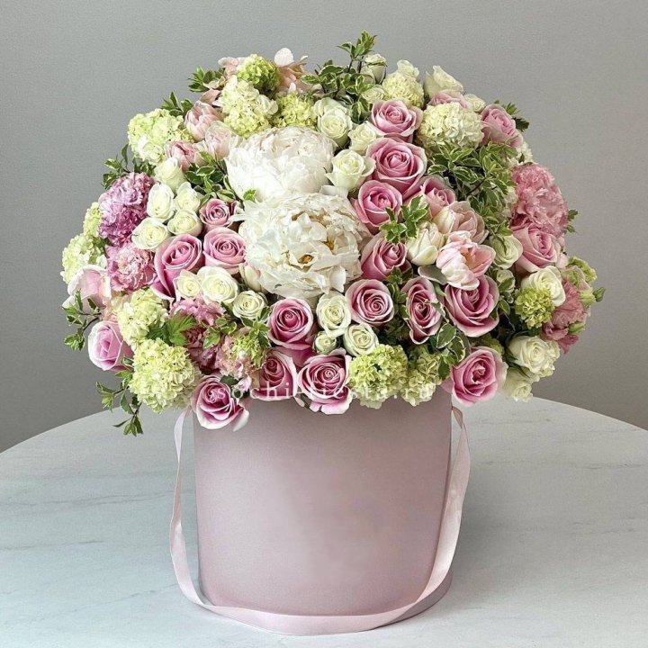 Цветочный бокс "Фантастик" в Красной Поляне