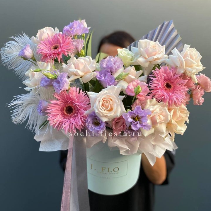 Цветочная коробка "Стила" в Красной Поляне