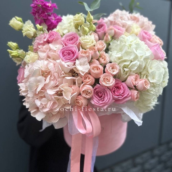 Цветочный бокс MAXI №2 в Красной Поляне