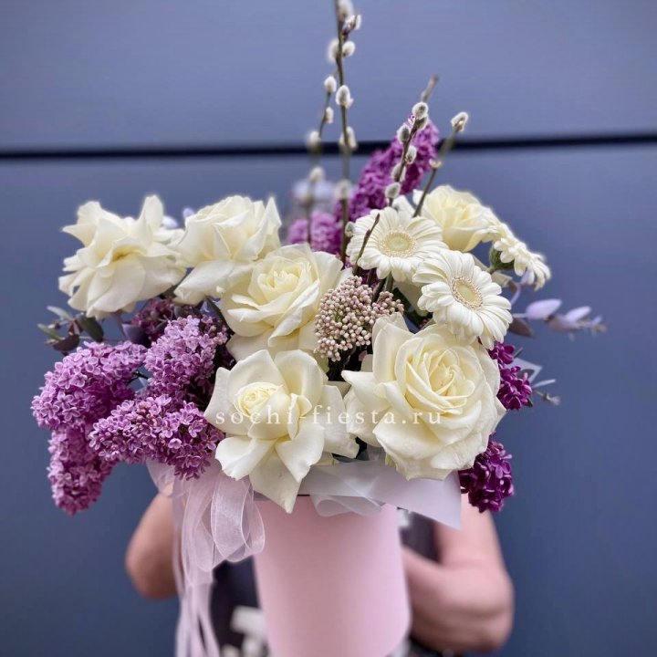 Цветочный бокс "Светлое Воскресенье" в Красной Поляне