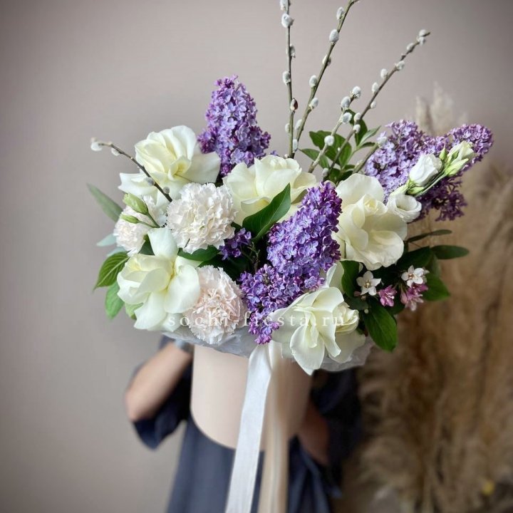 Цветочный бокс "Воскресенье" в Красной Поляне