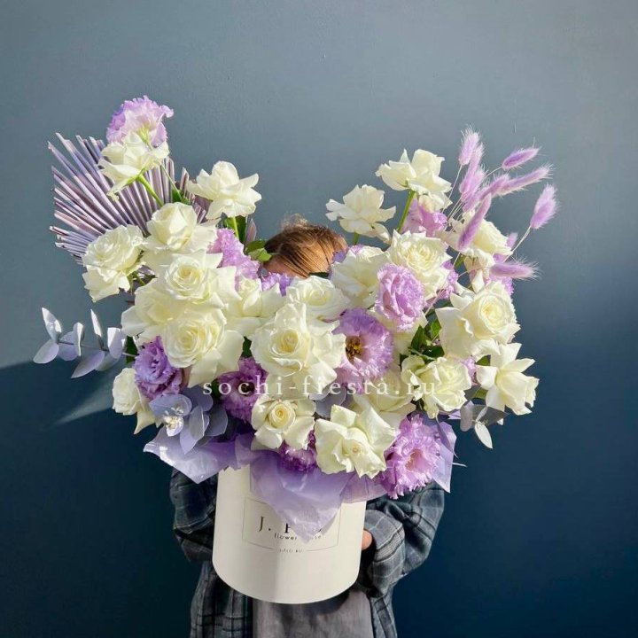 Цветочный бокс "Изабель" в Красной Поляне