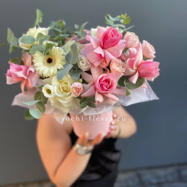  Коробочка  " Полу месяц" с доставкой в Красной Поляне