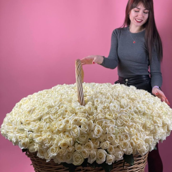 1001 белая роза в Красной Поляне