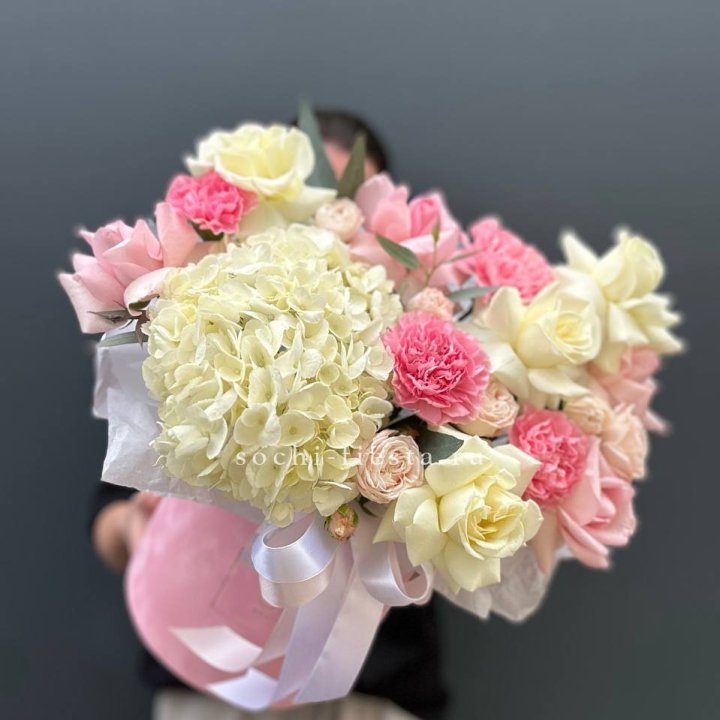 Дизайнерский цилиндр №5 в Красной Поляне