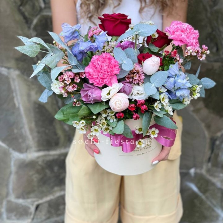 Цветочный бокс №4 в Красной Поляне