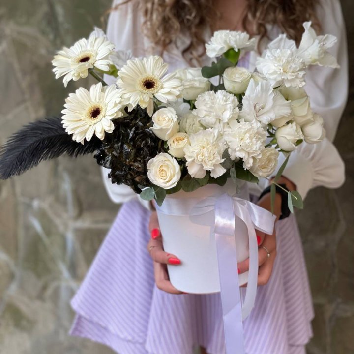 Дизайнерский цилиндр №3 в Красной Поляне