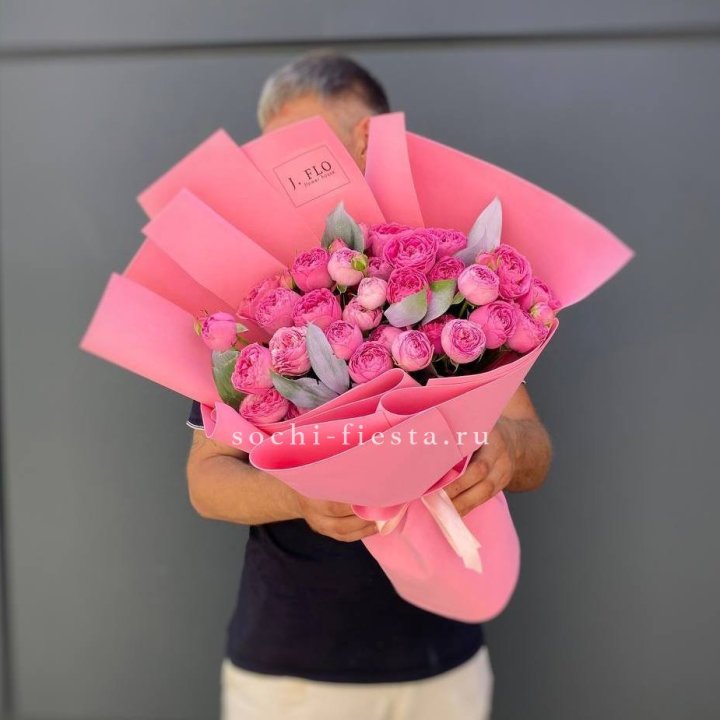 Пионовидные розы Bubbles №2 с доставкой в Красной Поляне
